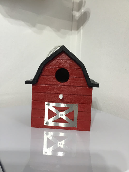 Barn Birdhouse