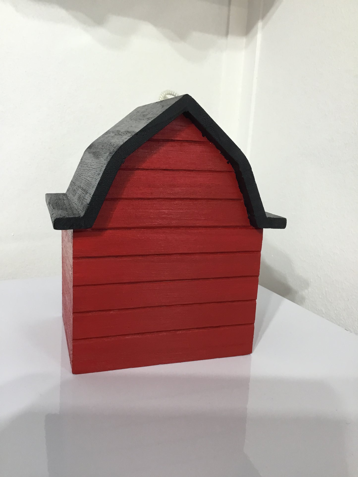 Barn Birdhouse